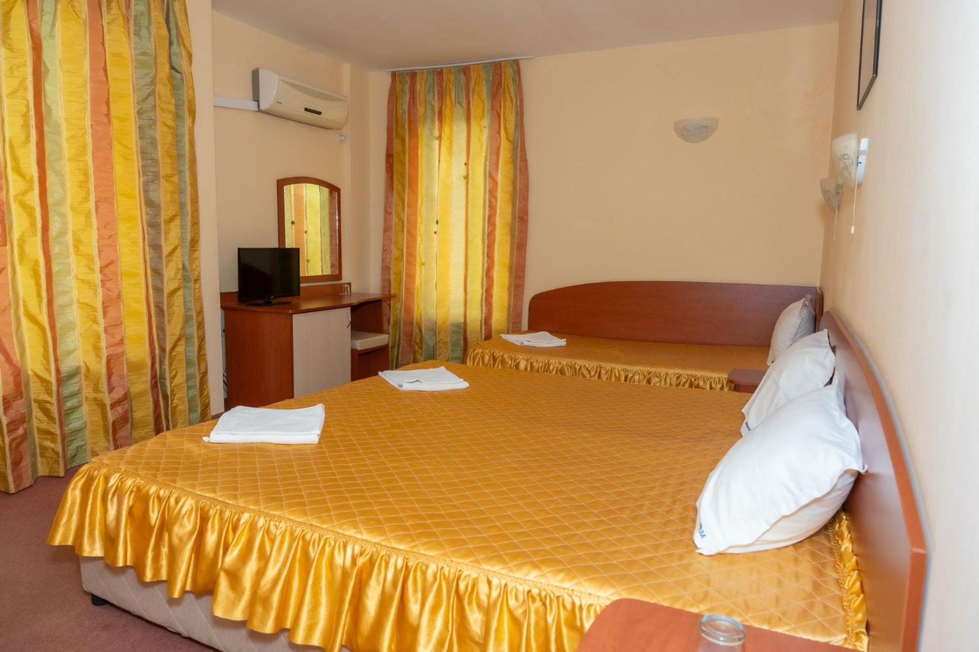 Family Hotel Mimosa Țarevo Exterior foto